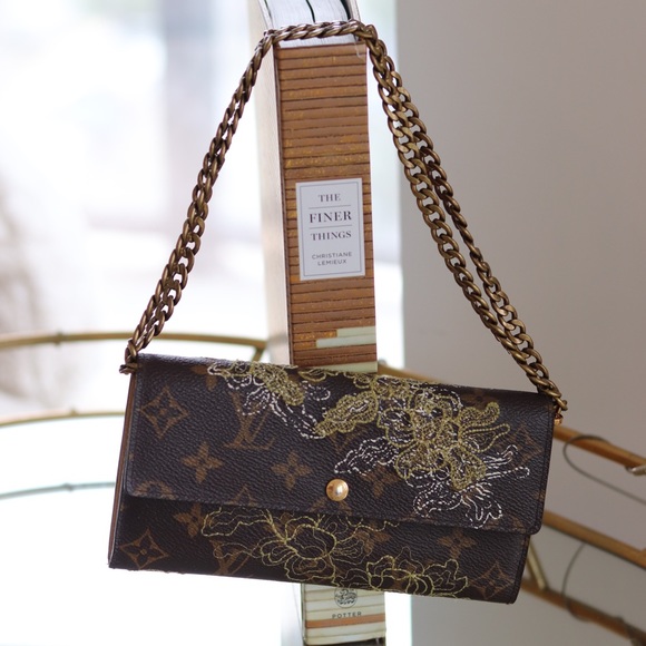 Rare Authentic Vintage Louis Vuitton Lace Embroidered Wallet - Picture 5 of 15